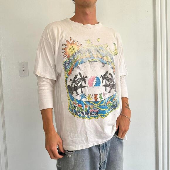 American Vintage Other - Vintage 90s 1993 Fall Tour Grateful Dead Thrashed White Band Tee